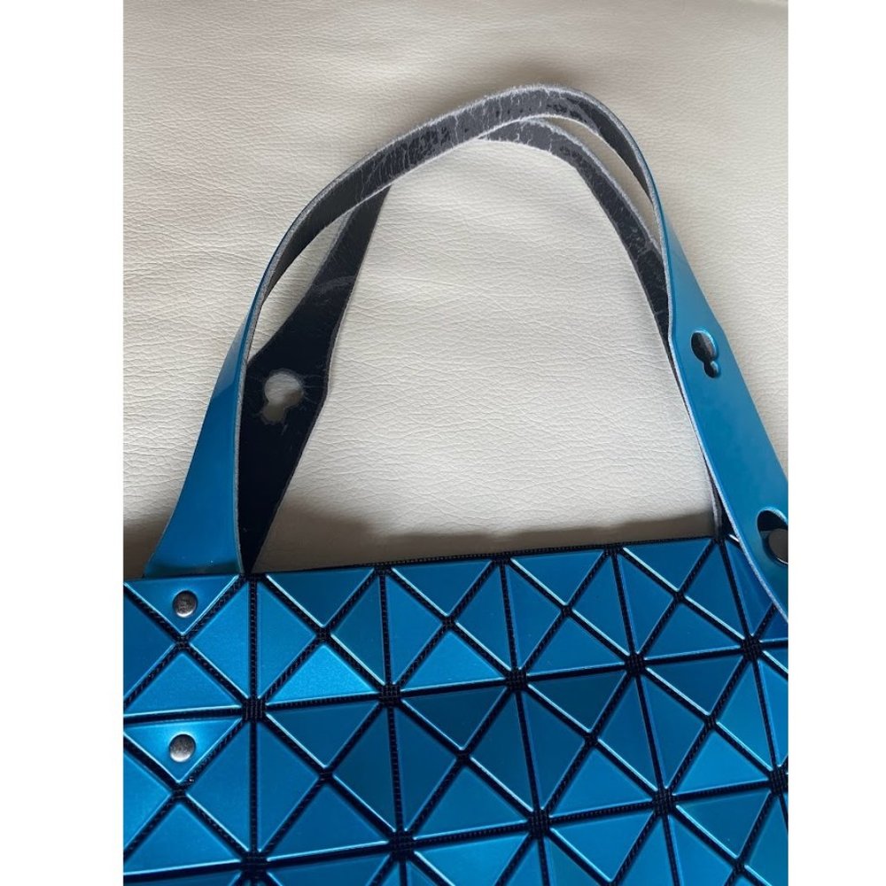 BAO BAO ISSEY MIYAKE Prism Large Tote Bag Metallic Blue - Authentic with Damage